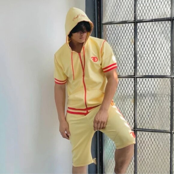 Men’s Frost Originals Ivory | Red Hooded Short Set NWT - Picture 1 of 4